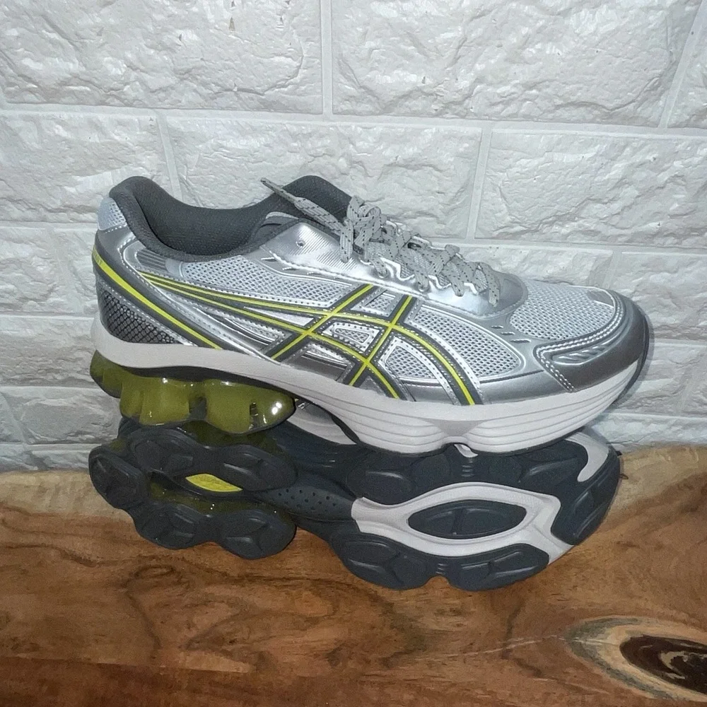 ASICS Gel-Kinetic‎ Fluent Men's Size 9 Silver Grey Running Shoes NIB